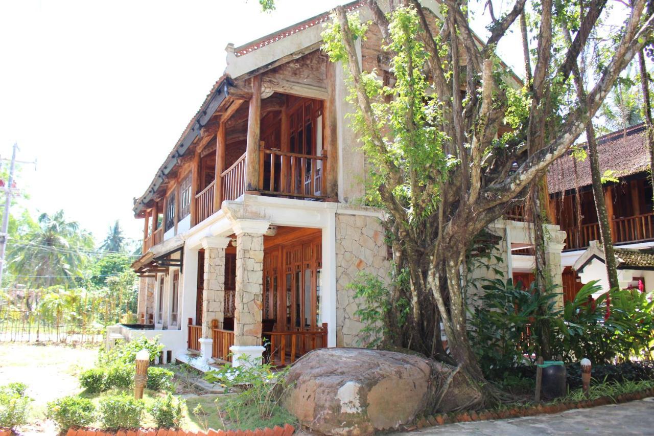 Ancient Village Phu Quoc Resort Exterior photo