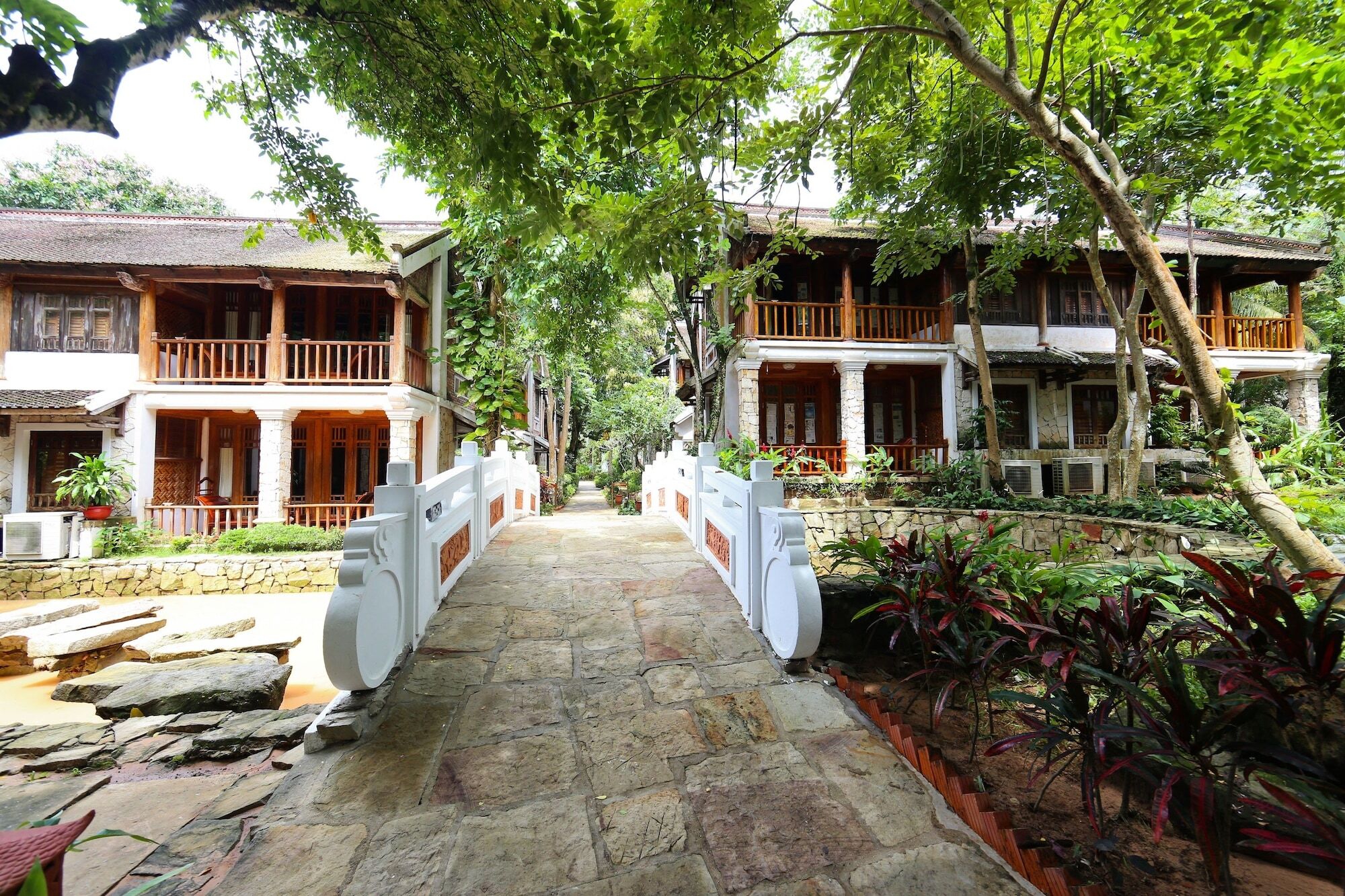 Ancient Village Phu Quoc Resort Exterior photo